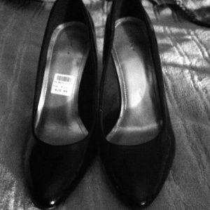 Fiona heels Black.   Sold