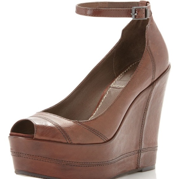 Bacio heels