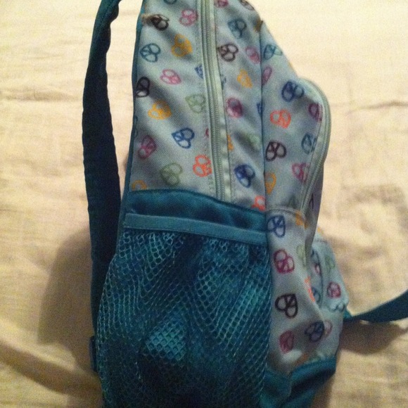 Backpack - Picture 3 of 4