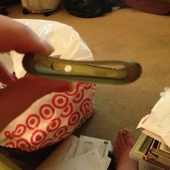 Durable rubber iPhone 3GS case! - Picture 4 of 4