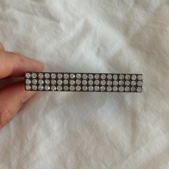 💰bundle only💰3 Finger Rhinestone Statement Ring - Picture 2 of 3