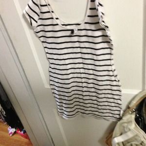 H&M white and black stripe