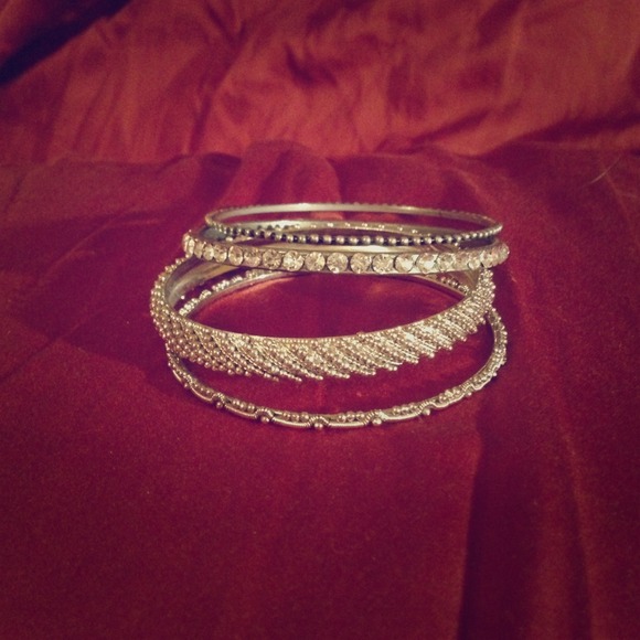 CLEARANCE--Beautiful stackable bracelets