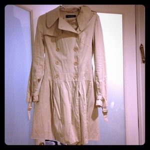 Reduced!! Brand new cute trench coat