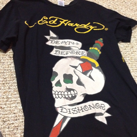 Ed Hardy tee (medium)