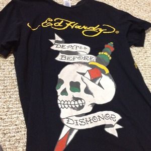 Ed Hardy tee (medium)