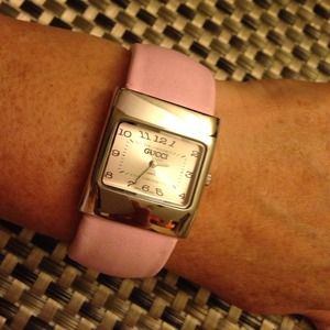 🔴REDUCED🔴Watch silver face stainless back