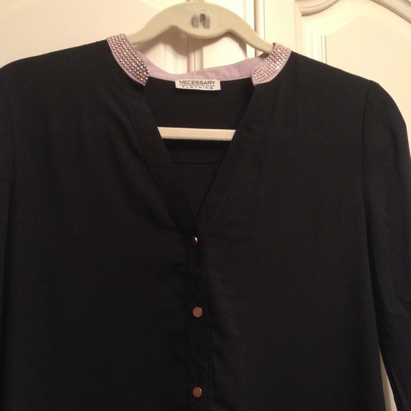 Top - Picture 2 of 4