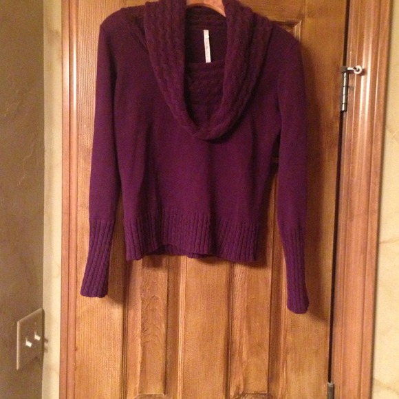 Ladies sweater