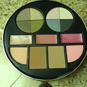 Too faced color confections collection