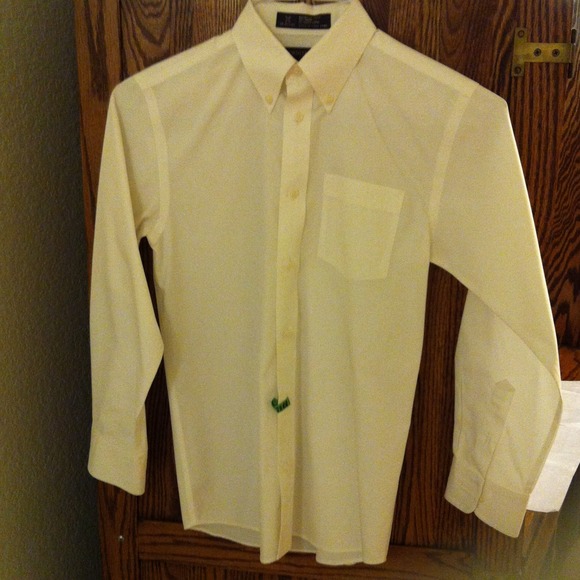 ❗REDUCED❗Nordstrom's boys sz 12 white dress shirt