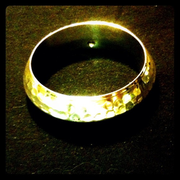 Chunky metal bangle