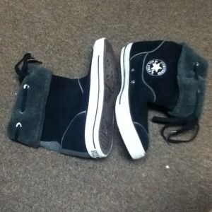 Converse boots. SOLD