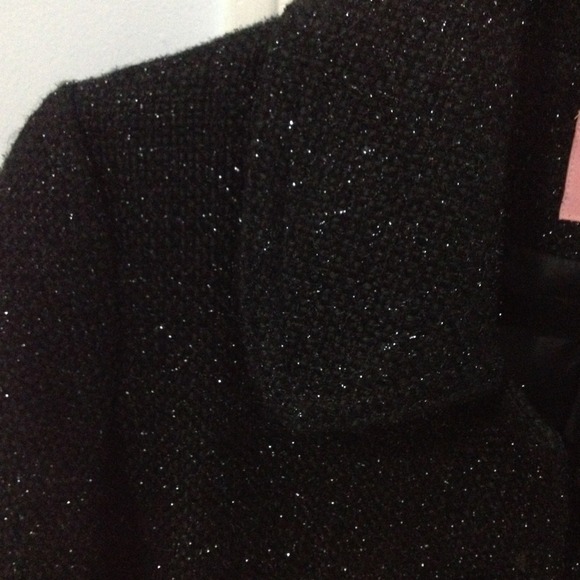!!!SOLD!!! Cropped textured jacket - Picture 3 of 3