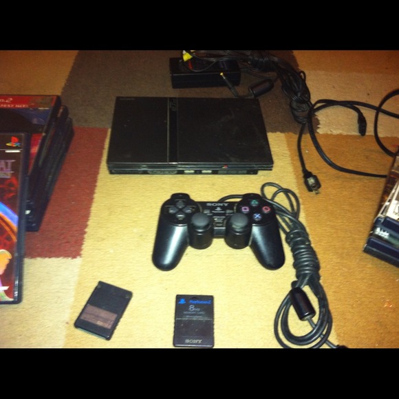 ✨HOLD✨Ps2 and 21 games