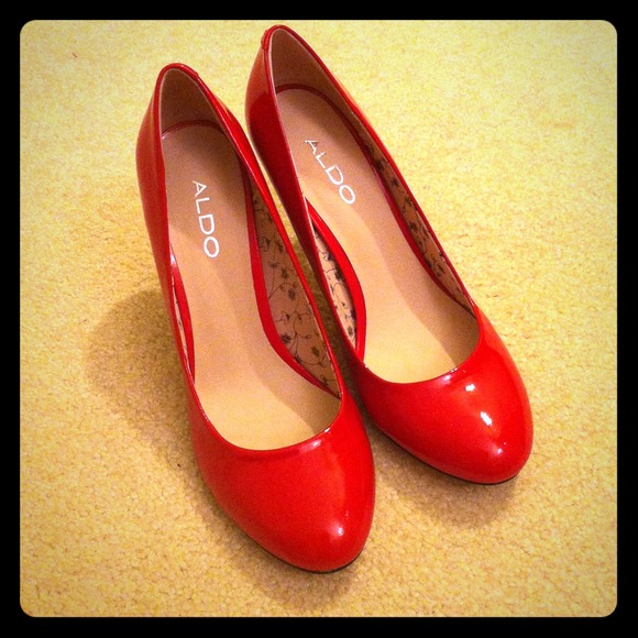 ALDO Red Patent Heels and Scarf