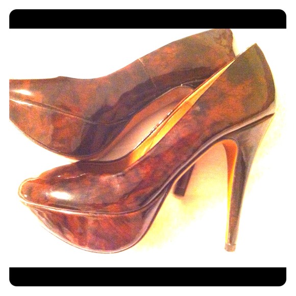 ZARA Woman Animal Patent Leather Shoes