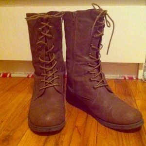 RESERVED FOR @madenparis Brown combat boots