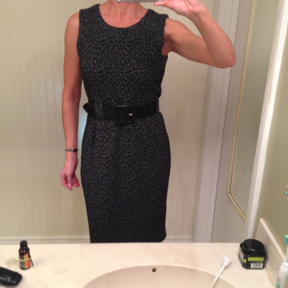 PRICE CUT!! Size 6 Calvin Klein sheath dress