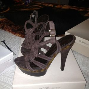 BCBG Generation BG-Blinks Dark Cocoa Suede -SOLD