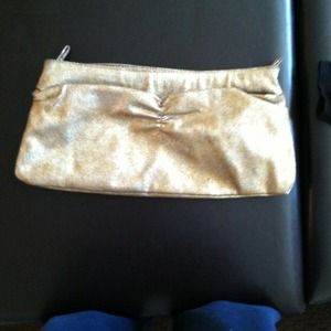Gold clutch
