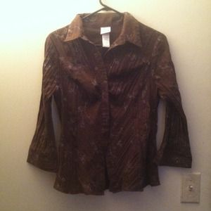 Brown 3/4 sleeve floral top