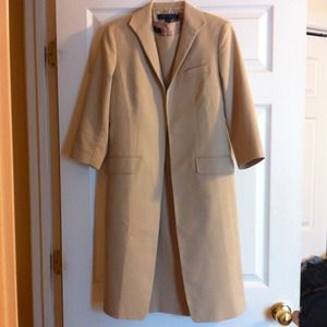 2-piece Anne Klein Suite. Like new condition.