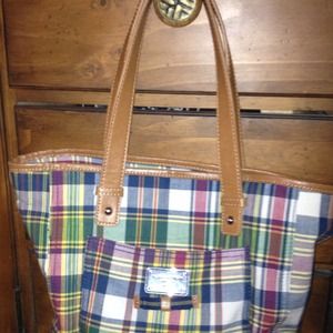 Tommy Hilfiger purse