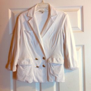 Short white cotton Cabi blazer