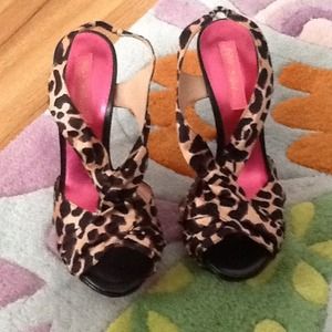 Betsey Johnson cheetah heels with silver flip flop