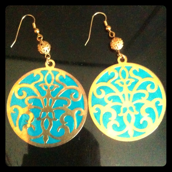 Fish hook earrings turquoise & gold