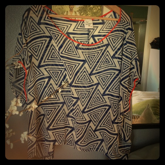 *SOLD* Awesome Sheer Geometric Top