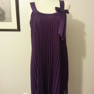 *Reduced*Very cute flowy purple dress