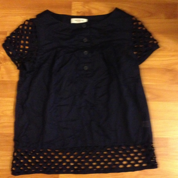Traded.  Cute cut-out Navy top