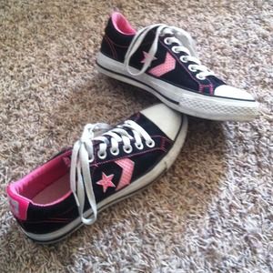 Converse.
