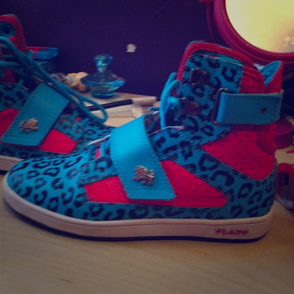 VLADO Shoes