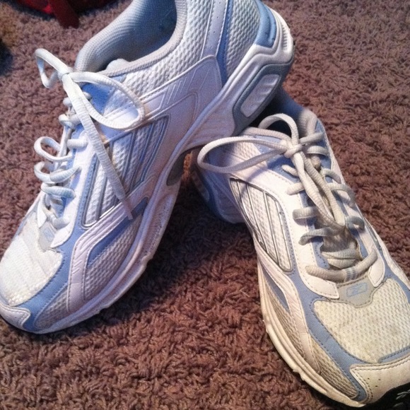 Slightly used reebok running shoes