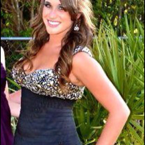 Sherri Hill Prom / Cocktail / LBD - Picture 2 of 4