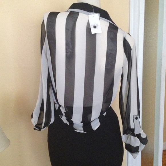 Striped blouse - Picture 2 of 4