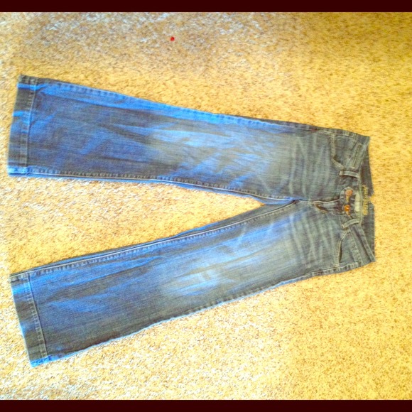 American Eagle Jeans🎀 Very Well Loved