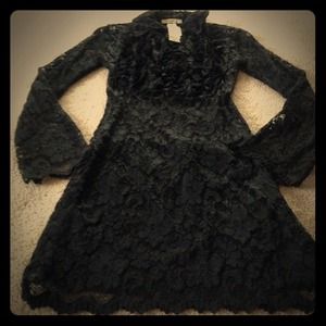 💰REDUCED💰 Arden B L/S Lace Tuxedo