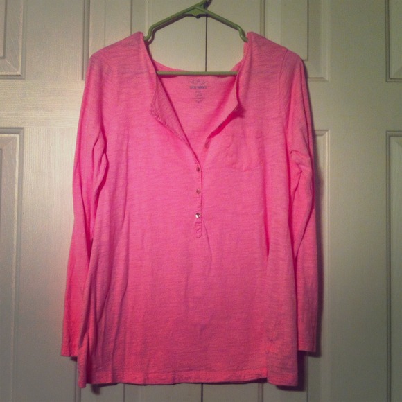 *SOLD* Old Navy long sleeve pink top.