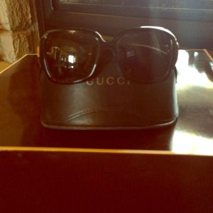 Authentic Black Gucci Bamboo Sunglasses