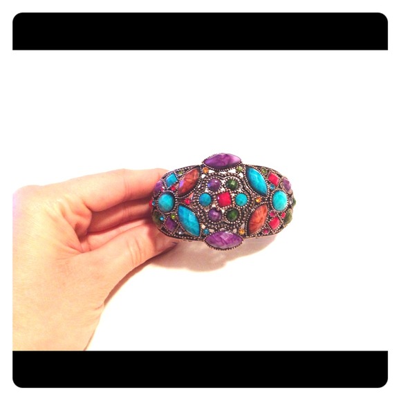 Multicolored bracelet