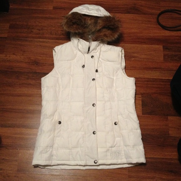 White hooded vest. Never worn