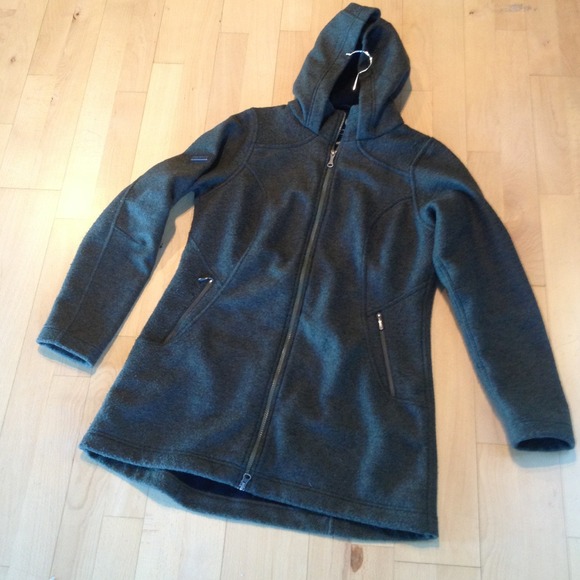 Olive green Marmot coat / jacket, size M