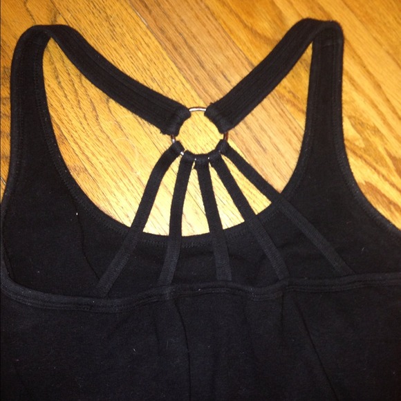 ⛔SOLD⛔Cute black top - Picture 2 of 2