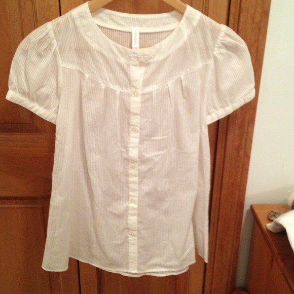*SOLD* White top...