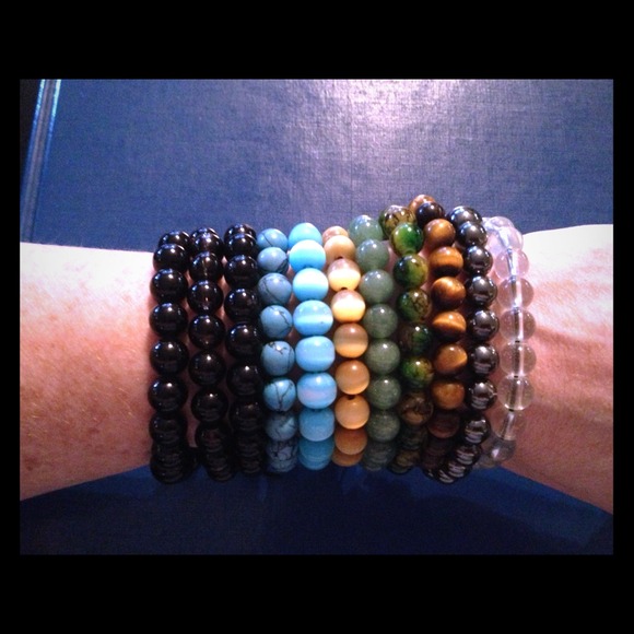 Reduced! Lot of 10 elastic beaded bracelets.