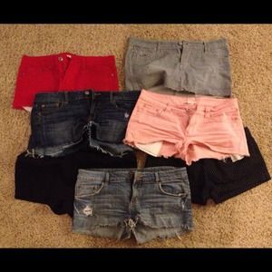 Lot of 6 shorts and 1 skirt
